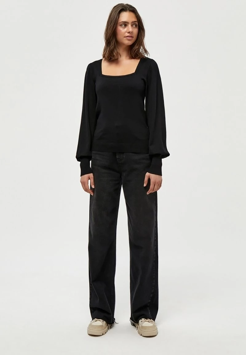 Minus Femme ISRA Pullover Black 4 Minus Femme ISRA Pullover Black – Image 2