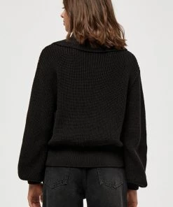 Minus MILU Pullover Black Femme -SOLDES D'ÉTÉ - Minus Fashion 61c3fcee374b43cab6aa9f5ea46231fb
