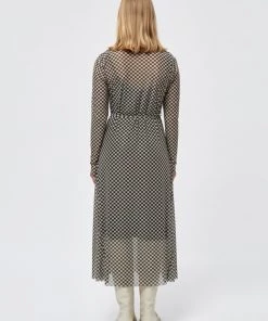 Minus HARLYN Robe De Jour Chequered Femme -SOLDES D'ÉTÉ - Minus Fashion 626fc0f36a6b4cbfa719fd2ebe2a1765