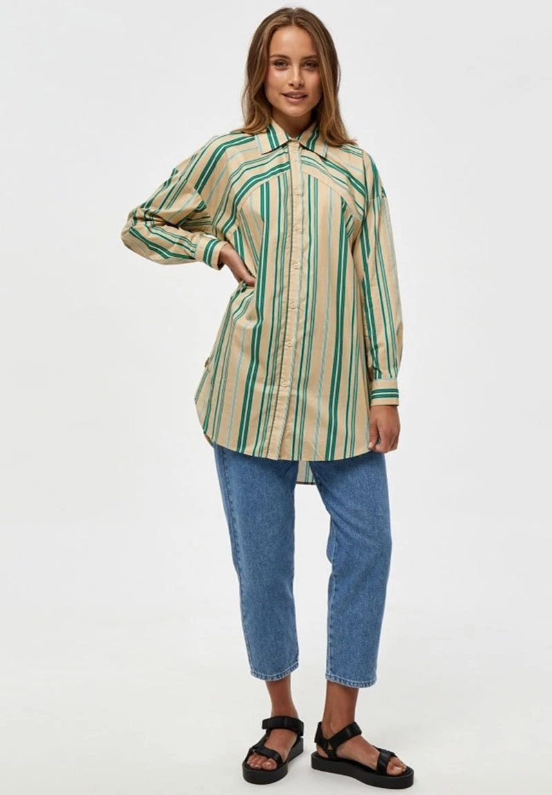 Minus APRIL OVERSIZE Chemisier Ivy Green Stripes Femme 4 Minus APRIL OVERSIZE Chemisier Ivy Green Stripes Femme – Image 2