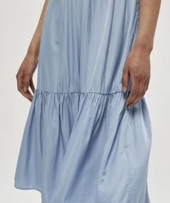 Minus JENNA Robe De Jour Powder Blue Femme -SOLDES D'ÉTÉ - Minus Fashion 653b84e514794e4b91a700ab104584ae