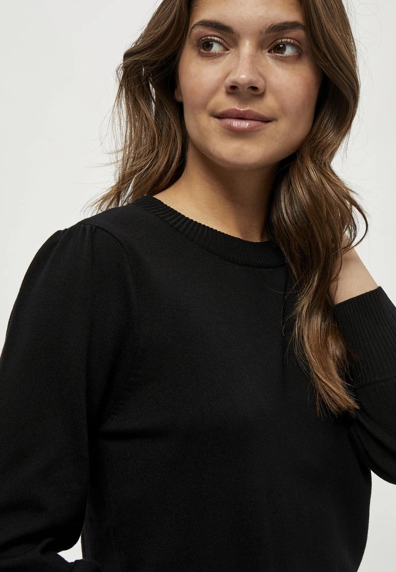 Minus Femme MERSIN Pullover Black 6 Minus Femme MERSIN Pullover Black – Image 4