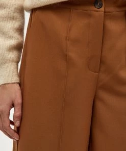 Minus NAGINA Chino Rustic Brown Femme -SOLDES D'ÉTÉ - Minus Fashion 656bc53e1f5f418396a74bfbf9c60ce1