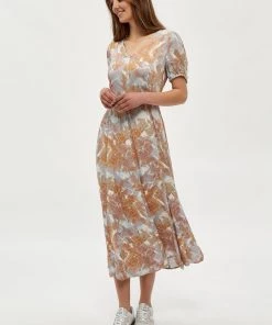 Minus Femme SINA Robe De Jour Prairie Sand Checked -SOLDES D'ÉTÉ - Minus Fashion 659d07ac66864959b8d02d6882921f46