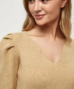 Minus Pullover Sand Femme -SOLDES D'ÉTÉ - Minus Fashion 65bfdf3548a84caf94d4be09d0a8b1de