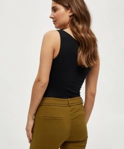 Minus Femme CLARICE Débardeur Black 8 Minus Femme CLARICE Débardeur Black -SOLDES D'ÉTÉ - Minus Fashion 662600681b4241e08933019e1bff2ebd