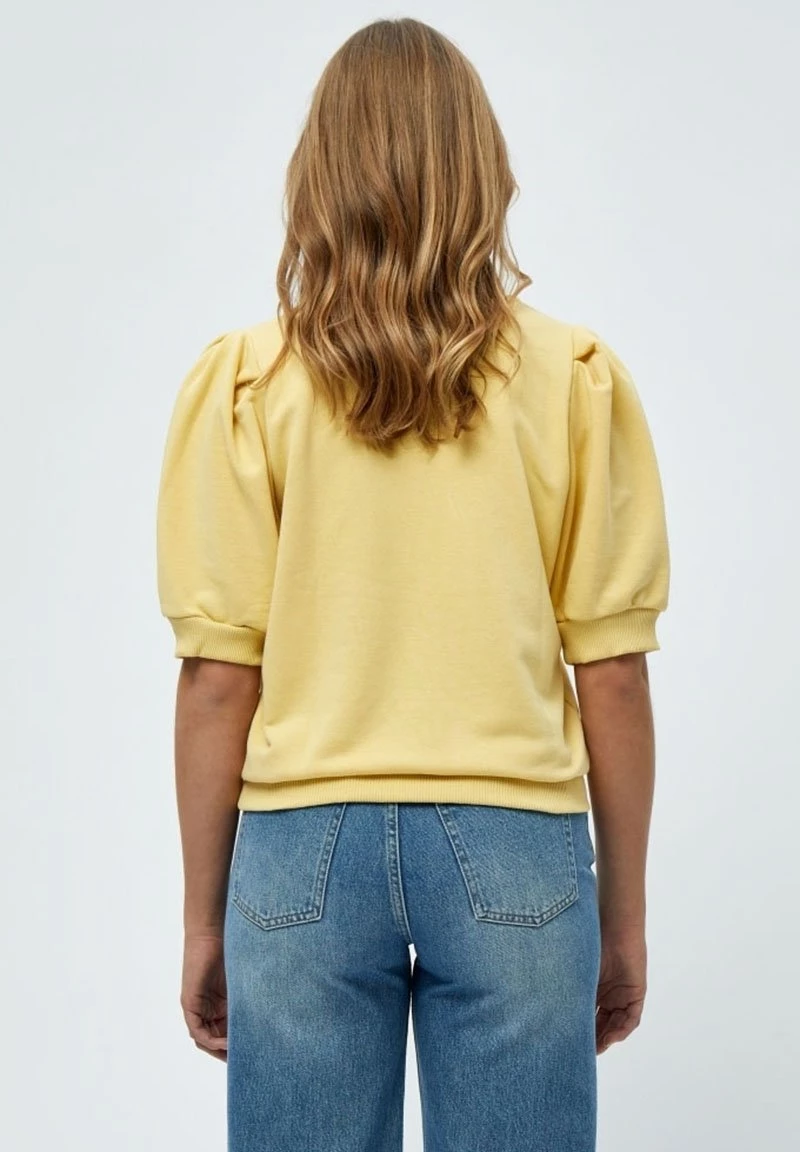 Minus Femme MIKA T Shirt Basique Yellow Straw 5 Minus Femme MIKA T Shirt Basique Yellow Straw – Image 3