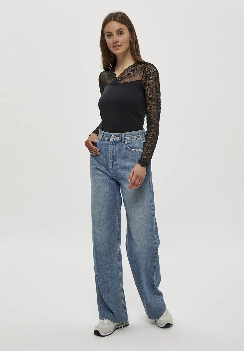 Minus Blouse Black Femme 4 Minus Blouse Black Femme – Image 2