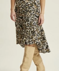 Minus HENNIE Jupe Trapèze Corn Butter Flower Print Femme 12 Minus HENNIE Jupe Trapèze Corn Butter Flower Print Femme -SOLDES D'ÉTÉ - Minus Fashion 702139962ae9496abd5e1557ff4b2221