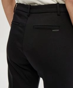 Minus Femme Chino Black -SOLDES D'ÉTÉ - Minus Fashion 712e53c9f3404849a72b27b19d0e7c24