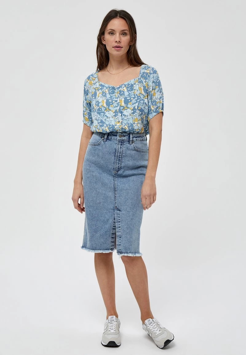 Minus Femme SARANA Blouse Blue Heaven Print 4 Minus Femme SARANA Blouse Blue Heaven Print – Image 2