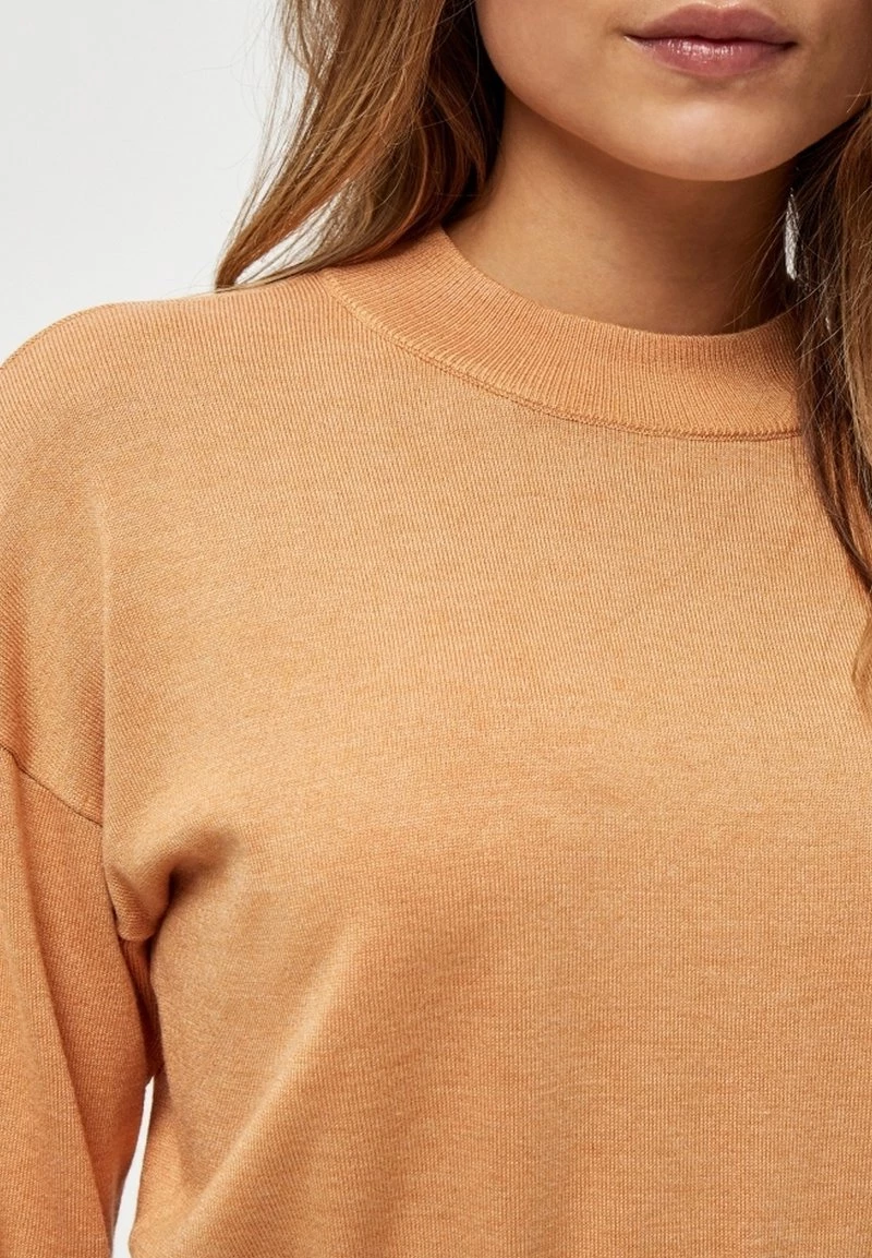 Minus AMELINA Pullover Apricot Tan Melange Femme 6 Minus AMELINA Pullover Apricot Tan Melange Femme – Image 4