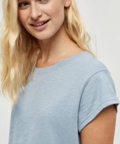 Minus Femme LETI T Shirt Basique Dusty Blue 9 Minus Femme LETI T Shirt Basique Dusty Blue -SOLDES D'ÉTÉ - Minus Fashion 77a27793328f41059e7b1431879731bc