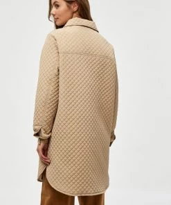 Minus Manteau Court Sand Femme -SOLDES D'ÉTÉ - Minus Fashion 7b5ccddd02654105bbb200446bc34984