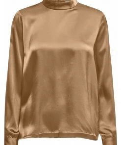 Minus Femme JUSTINE T Shirt à Manches Longues Almond 11 Minus Femme JUSTINE T Shirt à Manches Longues Almond -SOLDES D'ÉTÉ - Minus Fashion 7e3a0bee876b40d7a137c58e518f599f