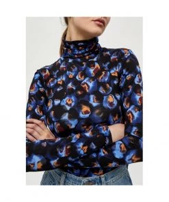 Minus Femme VACA T Shirt à Manches Longues Abstract Bloom Print -SOLDES D'ÉTÉ - Minus Fashion 7ea93a0ea0fe4c3db23d03e8641dc5d0