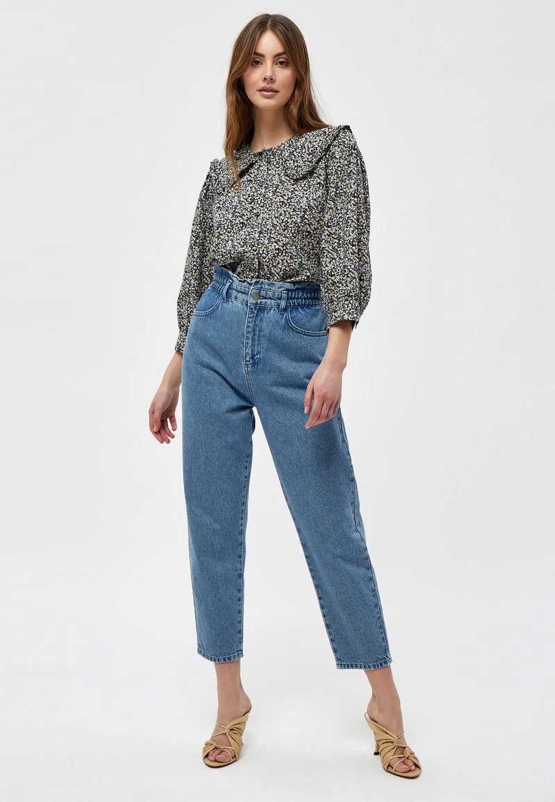 Minus Femme Chemisier Misty Blue Flower Print 4 Minus Femme Chemisier Misty Blue Flower Print – Image 2