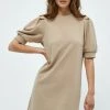 Minus Femme MIKA Robe De Jour Sand 1 Minus Femme MIKA Robe De Jour Sand -SOLDES D'ÉTÉ - Minus Fashion 81569dbaf72843fcb4ac04cfb96a0fbe