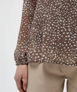 Minus Femme MAJ Blouse Sand Dot Print 11 Minus Femme MAJ Blouse Sand Dot Print -SOLDES D'ÉTÉ - Minus Fashion 83ec46ec985e4fef83fbd12e3fa81fc8