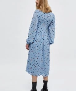 Minus Femme LIVINA Robe De Jour Forever Blue Shape Print 9 Minus Femme LIVINA Robe De Jour Forever Blue Shape Print -SOLDES D'ÉTÉ - Minus Fashion 83f87e8460194d13b9cf1f9b272a7ba8