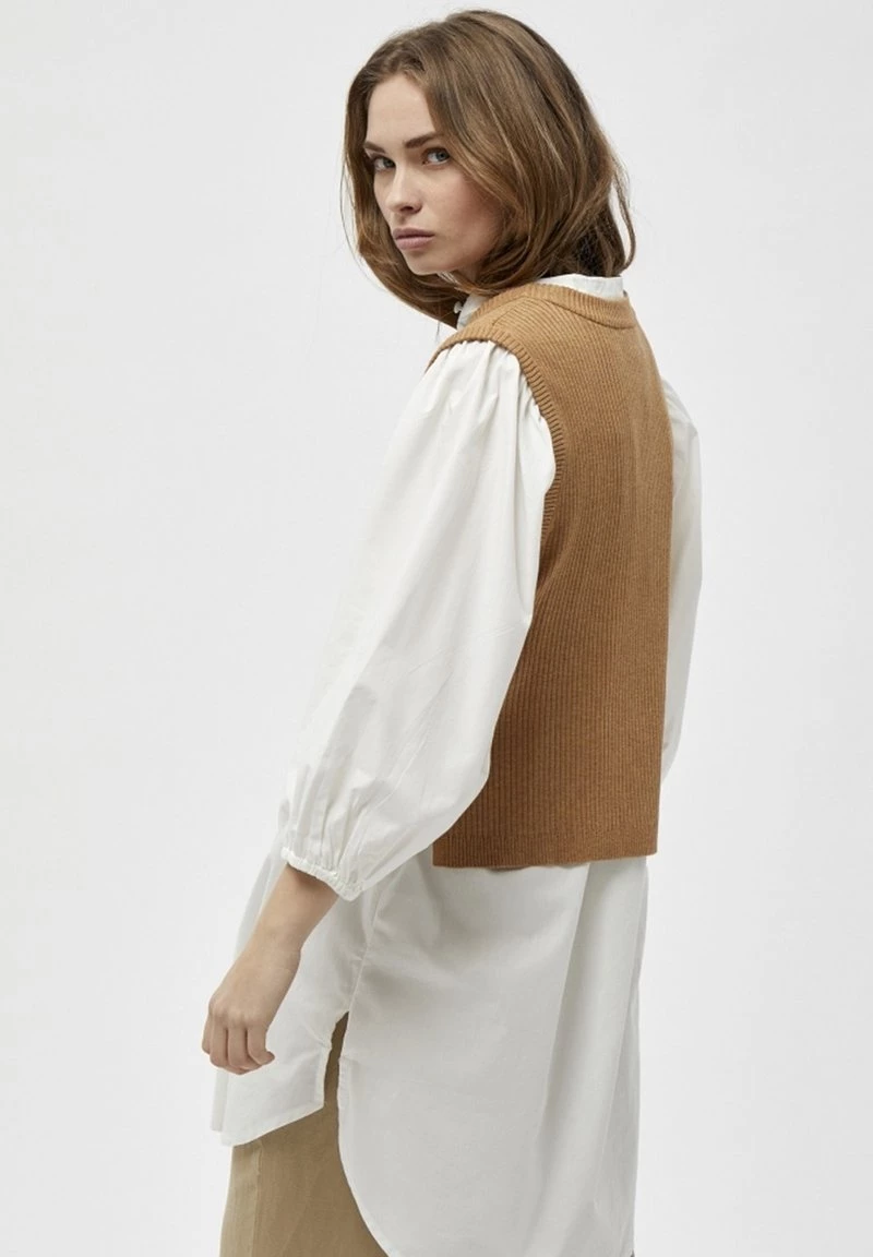 Minus Femme AUGUSTINA Pullover Almond Melange 5 Minus Femme AUGUSTINA Pullover Almond Melange – Image 3