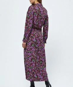 Minus Femme SADIA Robe Chemise Rasberry Bloom Print 8 Minus Femme SADIA Robe Chemise Rasberry Bloom Print -SOLDES D'ÉTÉ - Minus Fashion 85679801fc55475f8307a3738ed7c24f