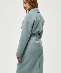 Minus Manteau Classique Misty Blue Femme -SOLDES D'ÉTÉ - Minus Fashion 86d7c8e5dacc4b64b1be2595b446fffb