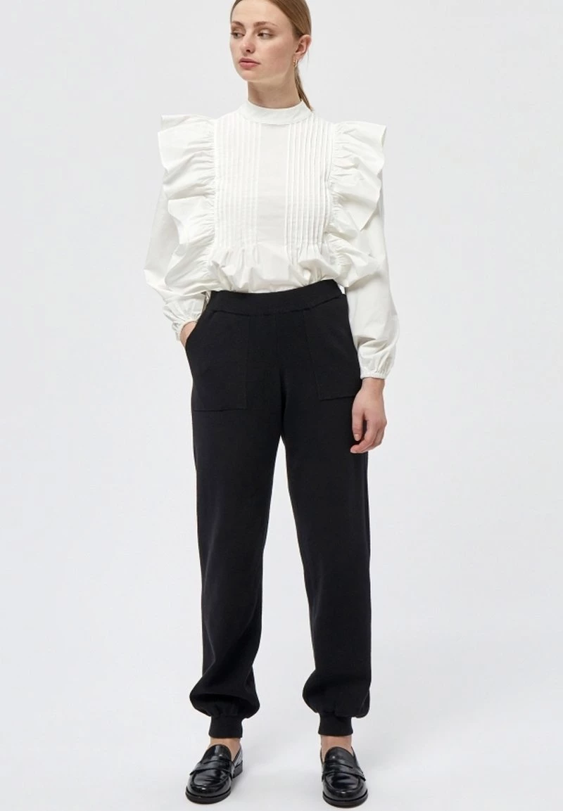 Minus Femme LUPI Pantalon De Survêtement Black 4 Minus Femme LUPI Pantalon De Survêtement Black – Image 2