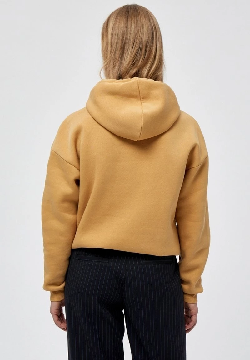 Minus Femme SALLY Sweat à Capuche Mineral Yellow 5 Minus Femme SALLY Sweat à Capuche Mineral Yellow – Image 3