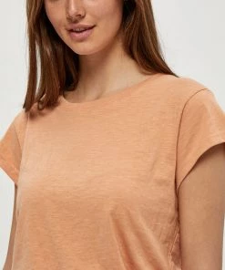 Minus LETI T Shirt Basique Tropical Peach Femme 9 Minus LETI T Shirt Basique Tropical Peach Femme -SOLDES D'ÉTÉ - Minus Fashion 88e3e7f35cc5435181d30fd38ca5593d