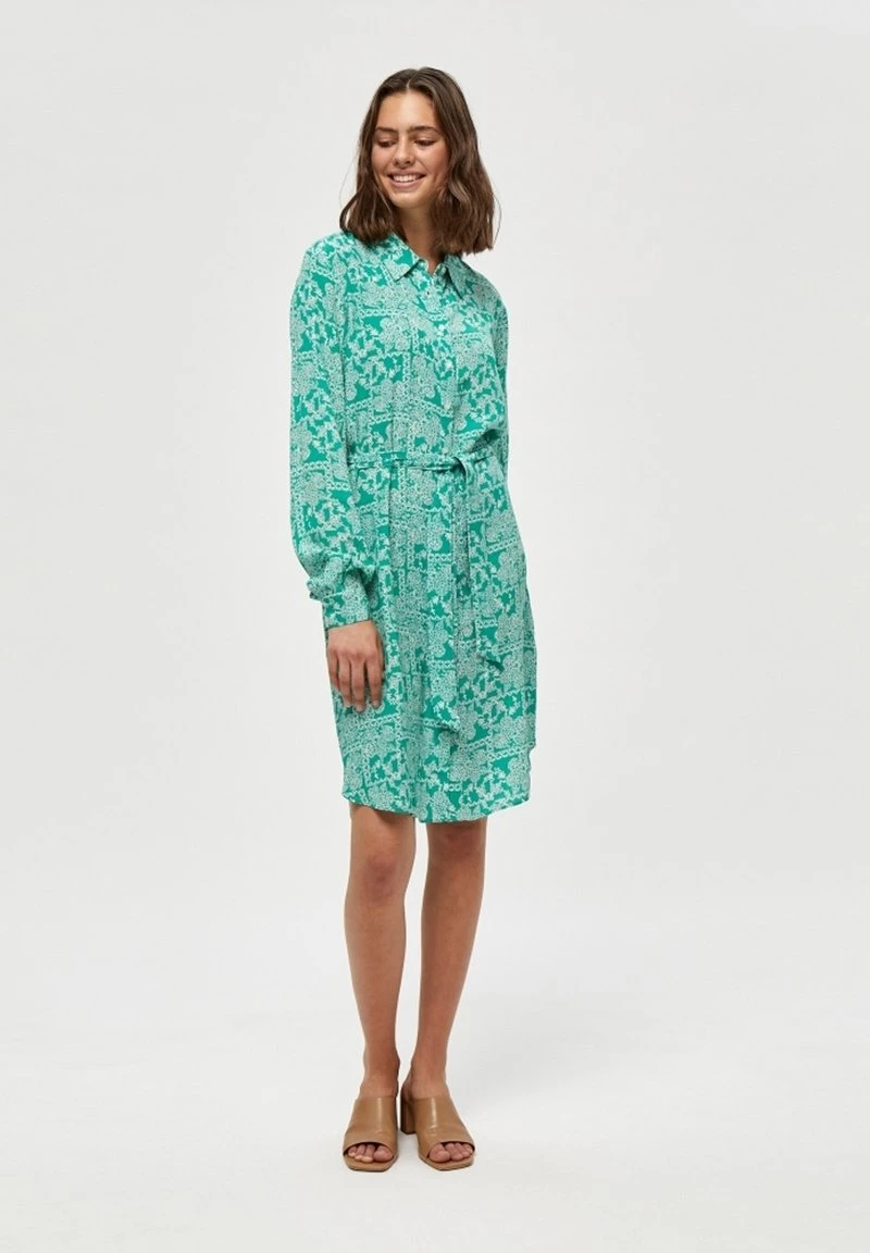 Minus Femme AIKA Robe Chemise Ivy Green Patchwork Print 4 Minus Femme AIKA Robe Chemise Ivy Green Patchwork Print – Image 2