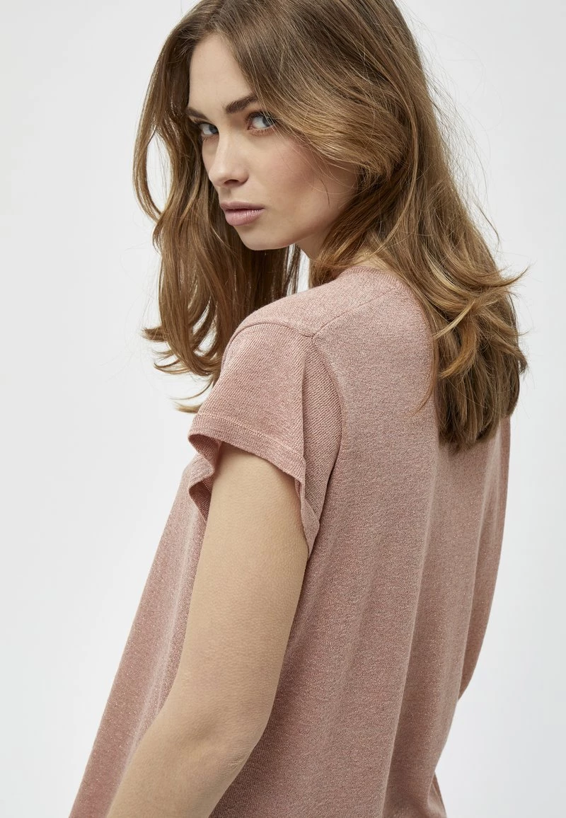 Minus CARLINA T Shirt Basique Powder Rose Lurex Femme 6 Minus CARLINA T Shirt Basique Powder Rose Lurex Femme – Image 4