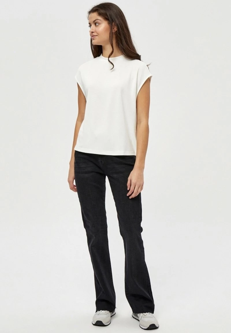 Minus Femme MENA T Shirt Basique Cloud Dancer 4 Minus Femme MENA T Shirt Basique Cloud Dancer – Image 2