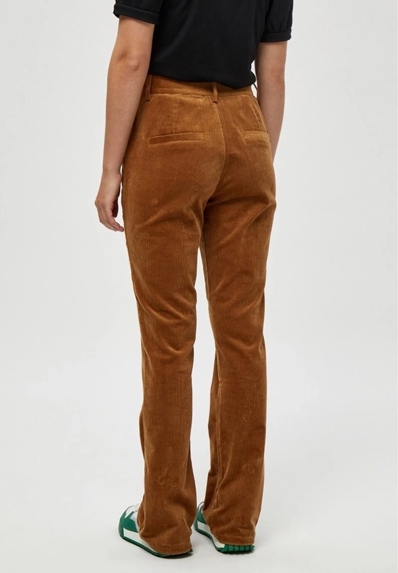 Minus Femme MALISA Pantalon Classique Rustic Brown 5 Minus Femme MALISA Pantalon Classique Rustic Brown – Image 3