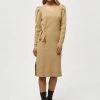 Minus Femme MARANOLA KNIT DRESS Robe De Jour Sand Melange 2 Minus Femme MARANOLA KNIT DRESS Robe De Jour Sand Melange -SOLDES D'ÉTÉ - Minus Fashion 98f181cc4255433aac90ef78d5ae4719