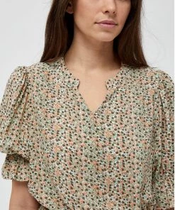 Minus Femme MINA Robe De Jour Matcha Flower Print 10 Minus Femme MINA Robe De Jour Matcha Flower Print -SOLDES D'ÉTÉ - Minus Fashion a30eb3c9474b42e094f16e82cb98a95c