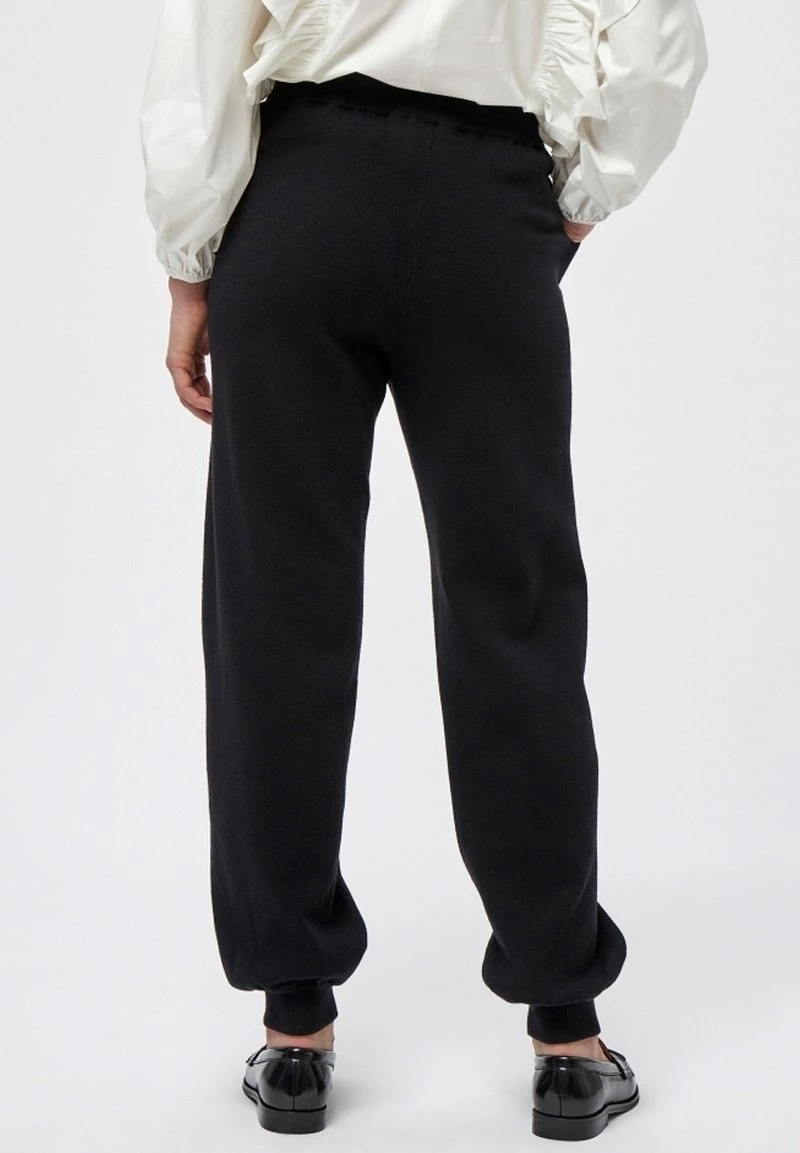 Minus Femme LUPI Pantalon De Survêtement Black 5 Minus Femme LUPI Pantalon De Survêtement Black – Image 3