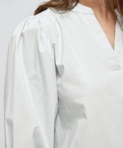 Minus KIRA Blouse Cloud Dancer Femme 10 Minus KIRA Blouse Cloud Dancer Femme -SOLDES D'ÉTÉ - Minus Fashion a4116b139c0345ca82a7cf2743895eb0