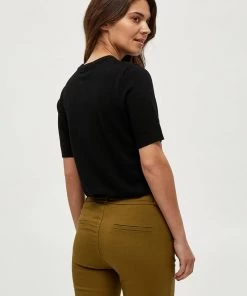 Minus PAMELA T Shirt Basique Black Femme 8 Minus PAMELA T Shirt Basique Black Femme -SOLDES D'ÉTÉ - Minus Fashion a449b32939ac41caa9652db8ad5938e0