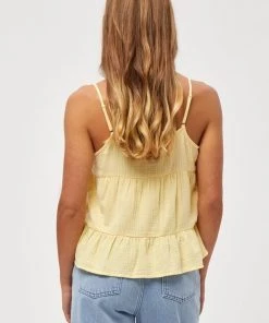 Minus Femme MAVINA Débardeur Light Yellow -SOLDES D'ÉTÉ - Minus Fashion a48ef9d28cad4cd595899060388b75b5