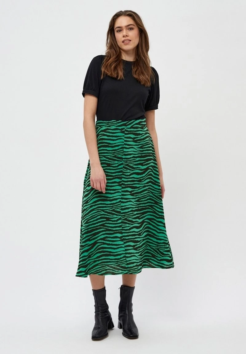 Minus Femme EVELYN Jupe Trapèze Apple Green Animal Print 4 Minus Femme EVELYN Jupe Trapèze Apple Green Animal Print – Image 2