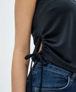 Minus Femme NALINA Débardeur Black 10 Minus Femme NALINA Débardeur Black -SOLDES D'ÉTÉ - Minus Fashion a65862f542a44cdeb1a715e43d4acbc7