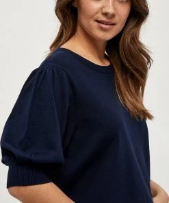 Minus LIVA T Shirt Basique Black Iris Solid Femme -SOLDES D'ÉTÉ - Minus Fashion a788995c404d43f4ac4b48cafff4fc51