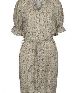 Minus Femme MINA Robe De Jour Matcha Flower Print 11 Minus Femme MINA Robe De Jour Matcha Flower Print -SOLDES D'ÉTÉ - Minus Fashion a834a12c9d7f41a8b5dab6477cea183e