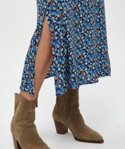 Minus Femme YOLANA Jupe Trapèze Blue Flower Print -SOLDES D'ÉTÉ - Minus Fashion aa0a1816e1d740e5913ab025e3dfc61a