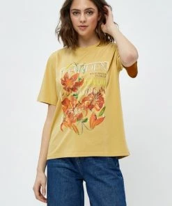 Minus LEMIA T Shirt Imprimé Yellow Straw Femme