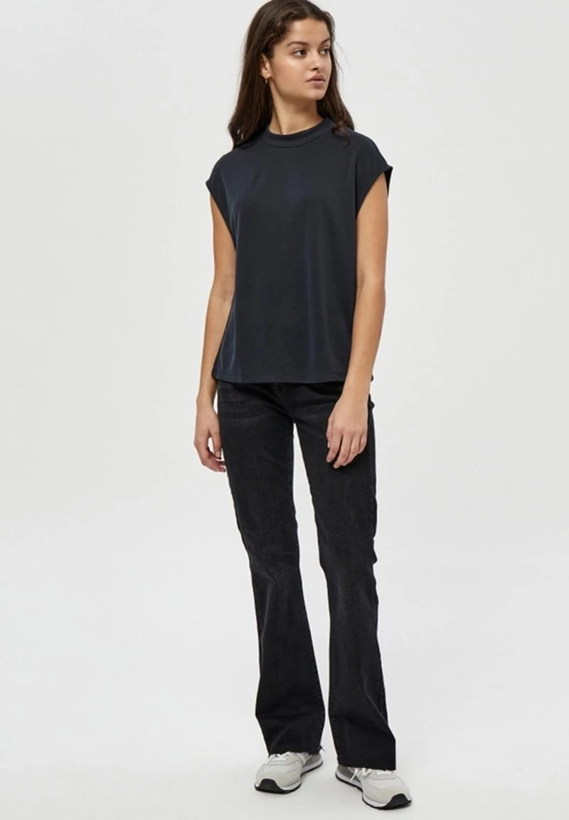 Minus MENA T Shirt Basique Black Femme 4 Minus MENA T Shirt Basique Black Femme – Image 2