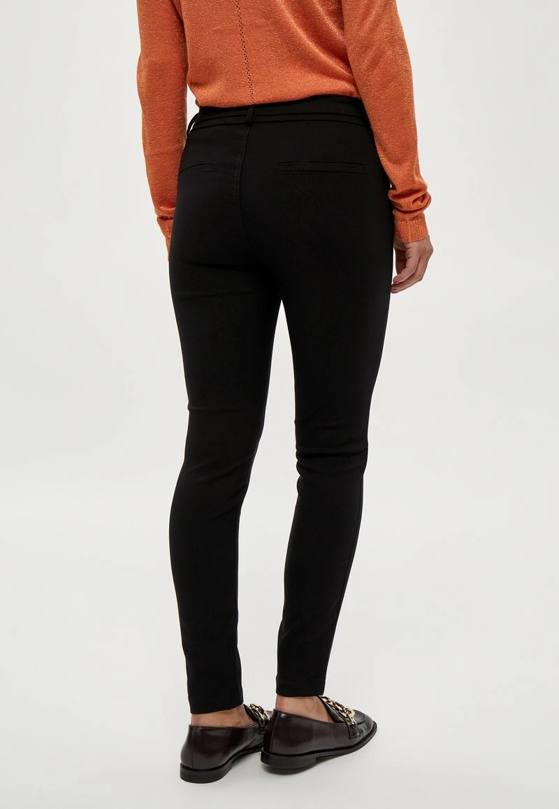 Minus Femme CARMA Chino Black 5 Minus Femme CARMA Chino Black – Image 3