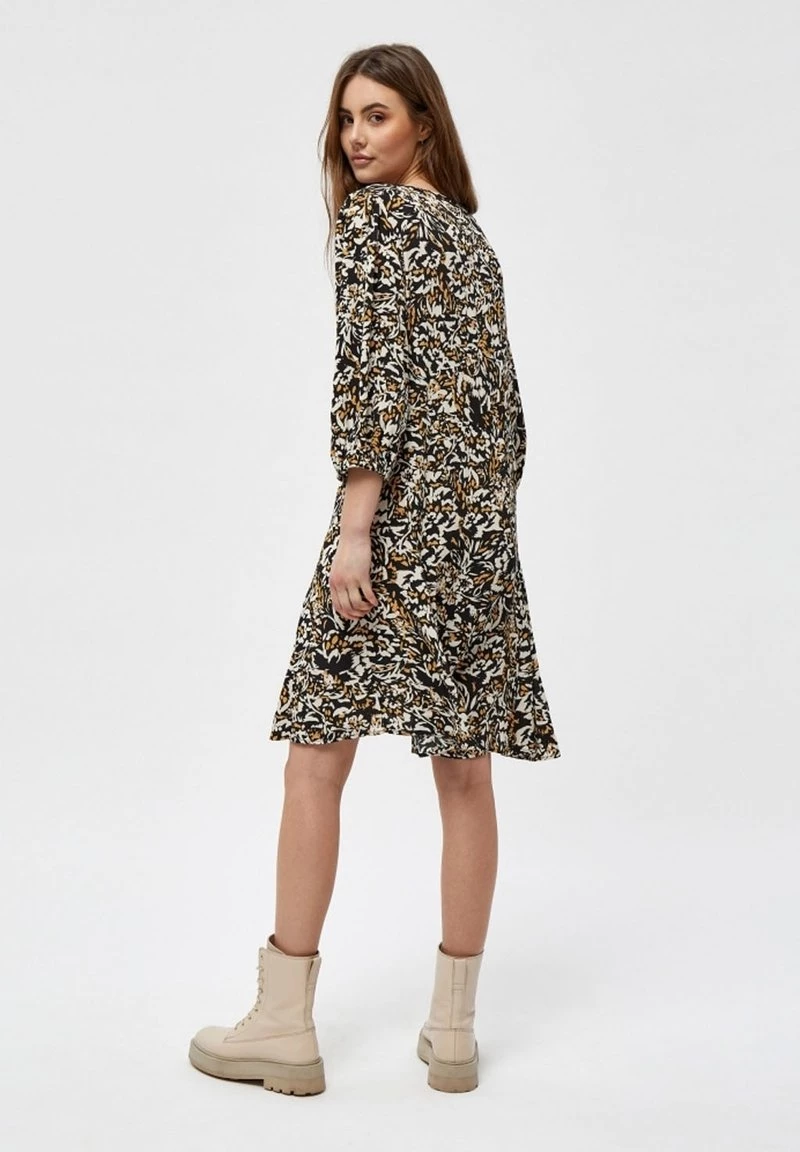 Minus Femme HENNIE Robe De Jour Corn Butter Flower Print 5 Minus Femme HENNIE Robe De Jour Corn Butter Flower Print – Image 3