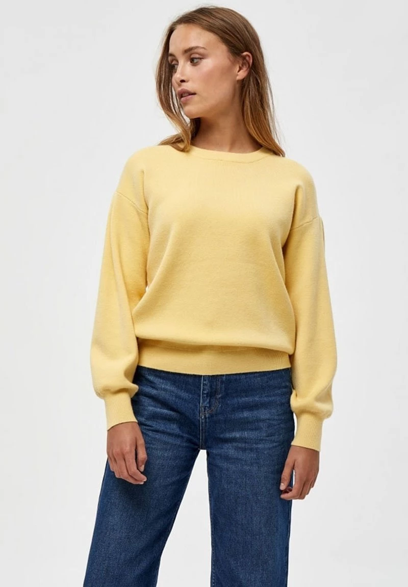 Minus LUPI Pullover Yellow Straw Femme 3 Minus LUPI Pullover Yellow Straw Femme